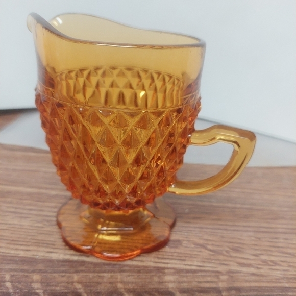 Vintage* 70s Indiana Glass Co Diamond Point Amber Cream and Sugar Set - Picture 4 of 12